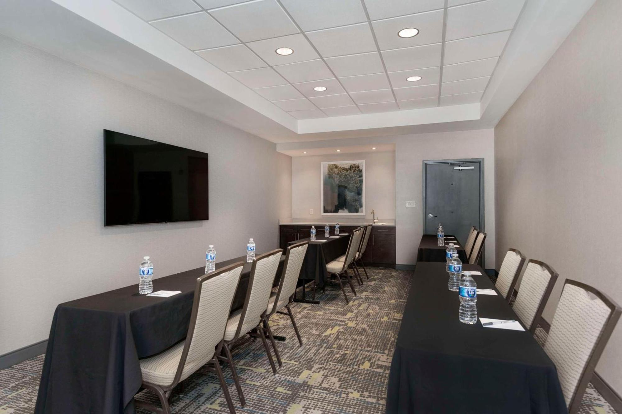Hampton Inn & Suites Burlington Eksteriør bilde