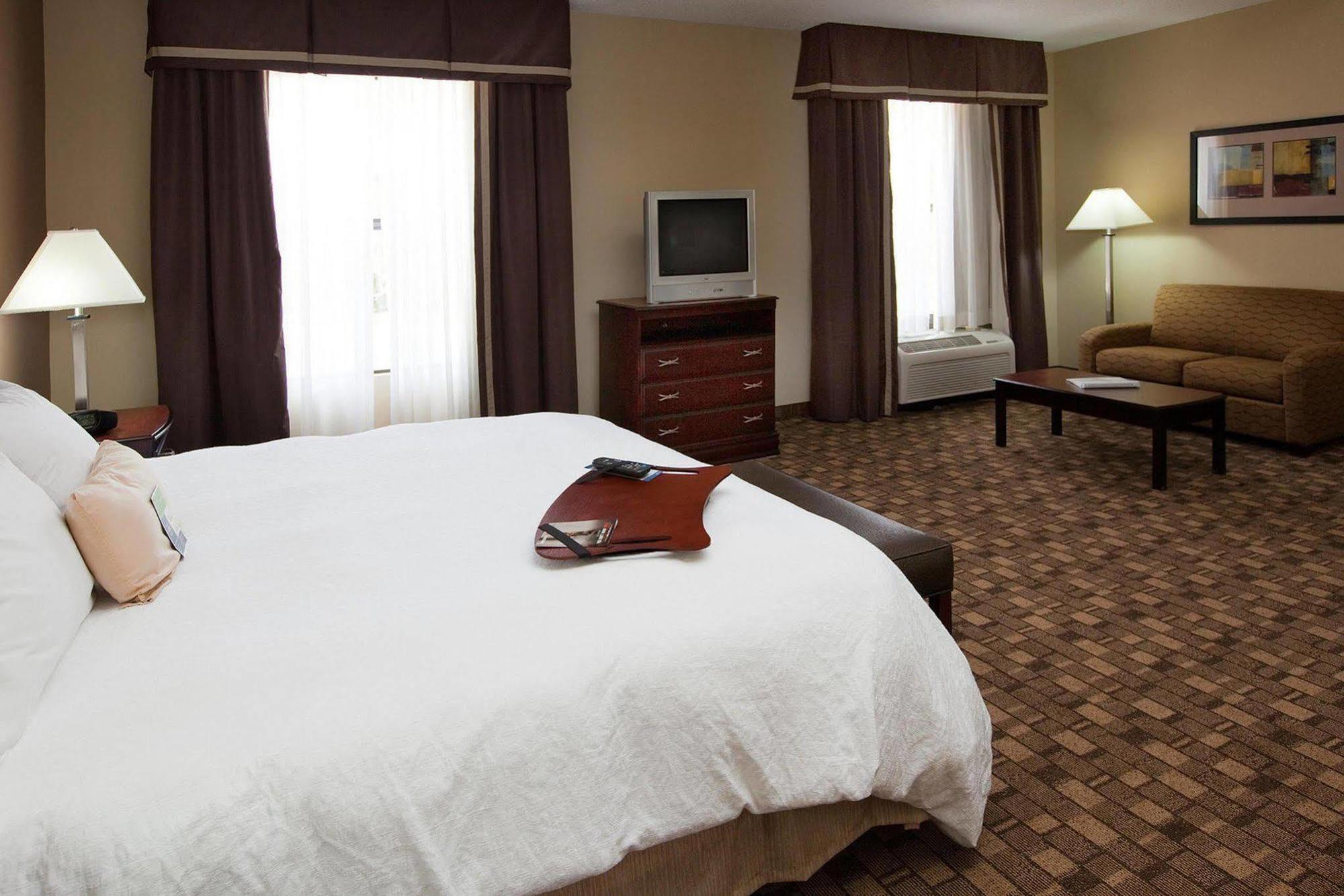 Hampton Inn & Suites Burlington Rom bilde
